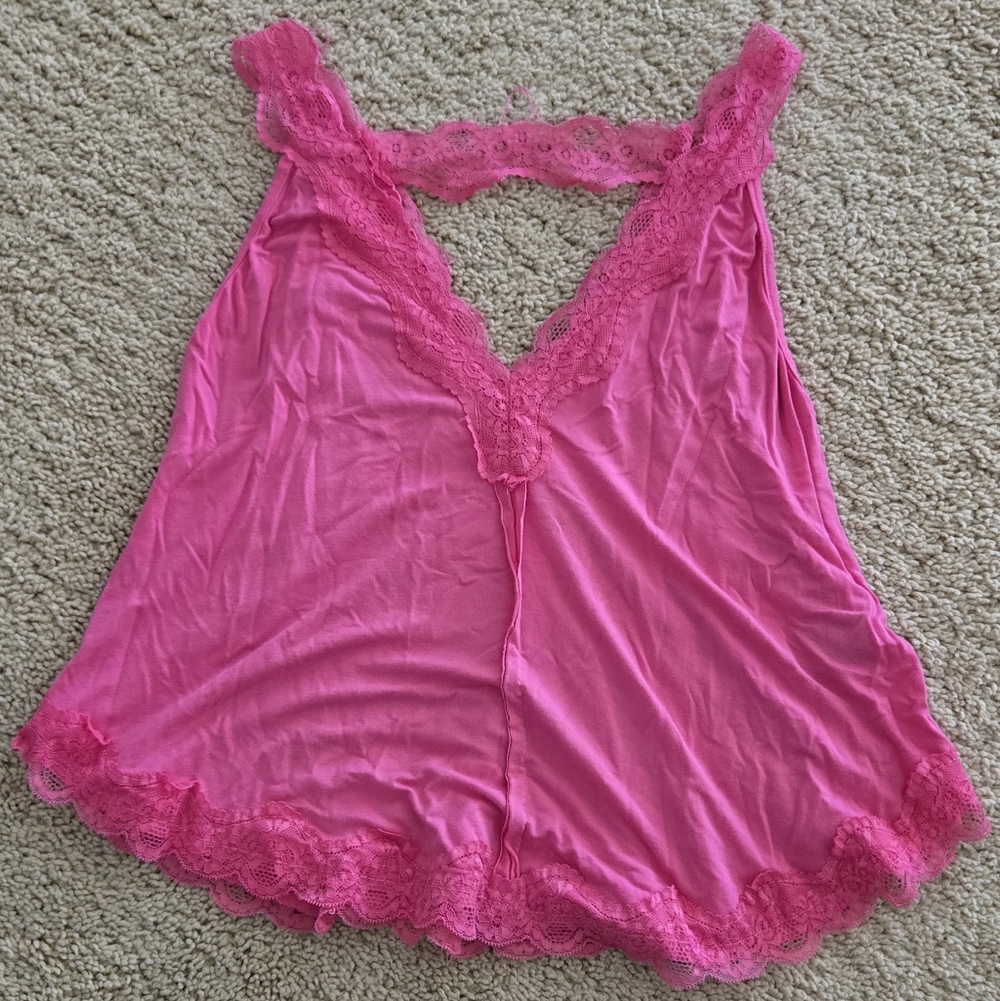 POL Hot Pink Lace-Trim Crop Tank